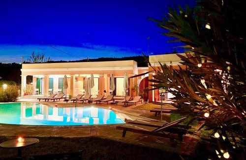 Velonades Villa | Villa Bougarini with private pool by DadoVillas