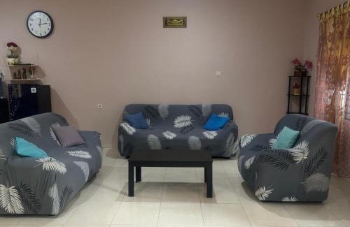 Berastagi Villa | Villa Brastagi Resort Jalan Mimpin Tua Blok C No. 41
