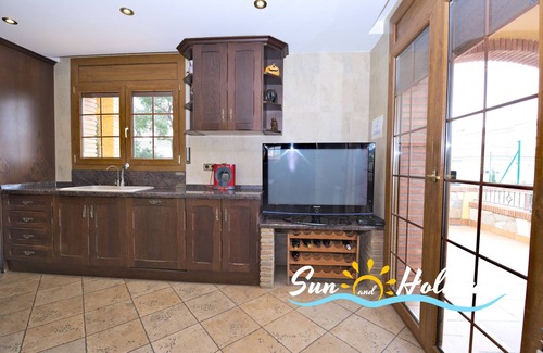 El Vendrell House | Villa Bruna for 8 people with private pool, large garden and sea views