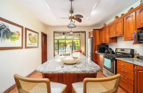 Potrero House | Villa Corina 5 Bedroom Ocean View Home
