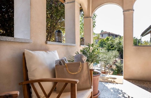 La Morra Villa | Villa 'Ca' Moretta' with Private Pool, Wi-Fi and Air Conditioning