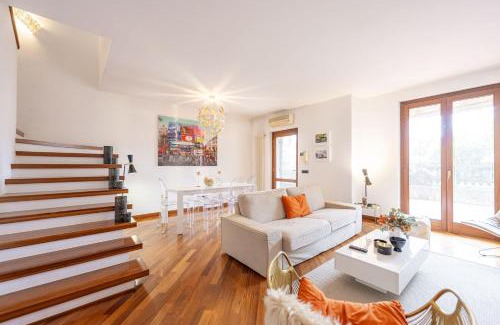 Calmasino Villa | Villa Calmasino - Swimming Pool and Garda Lake