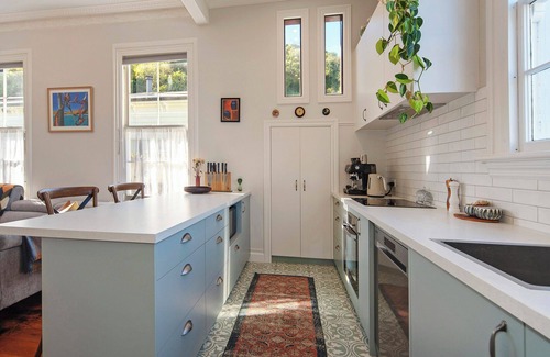 Nelson Villa | Villa Cambria - Where Tranquility meets Modern Comfort in Nelson's Heart