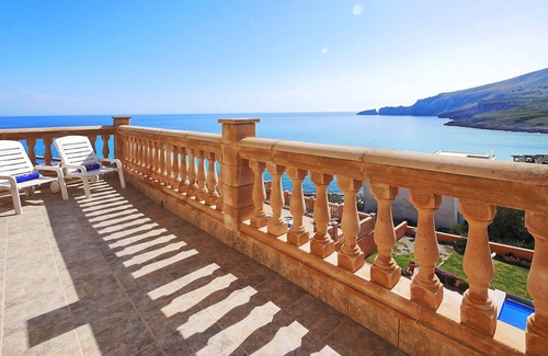 Cala Mesquida Villa | Villa Camomila with Sea View, Wi-Fi & Pool