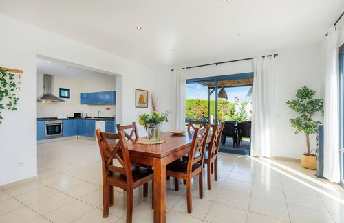Cala d'Or Villa | Villa "Can Baltasar" with Mountain View, Private Pool & Wi-Fi