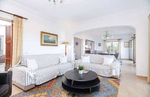 Cala Santany Villa | Villa Can Ferrando holiday house in Cala Santanyi first line seaview with Mediterranean luxury