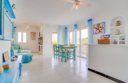 es Bacares Villa | Villa Can Franck for 6 people in Alcudia. AC and free WiFi