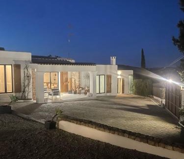 Sant Antoni de Portmany Villa | VILLA CAN MASS Architect Country Villa ETV2365E