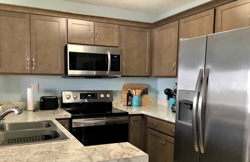North Topsail Beach Condo | Villa Capriani All New First Floor Condo