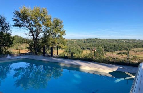 Pons House | Villa CARAMEL - Piscine - VUE