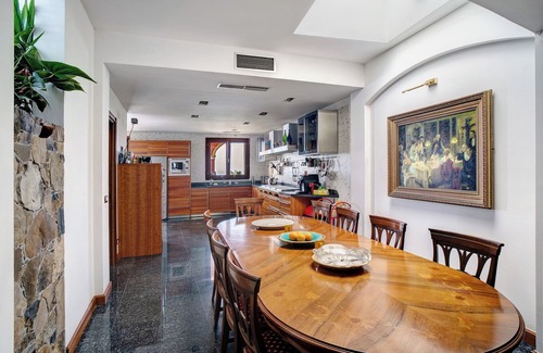 Ospedaletti Villa | Villa 'Caroleo' with Sea View, Private Pool and Wi-Fi