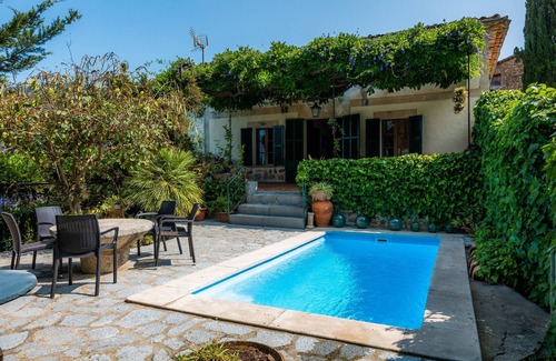 Biniaraix Villa | Villa 'Cas Patró Lau Bis' with Mountain Views, Wi-Fi
