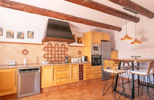Tordera Villa | Villa 'Casa Cuatro Vientos' with Mountain View, Wi-Fi and Air Conditioning