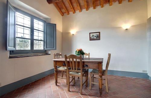 Calenzano Apartment | Villa Casaglia 1-apartment With Shared Pool