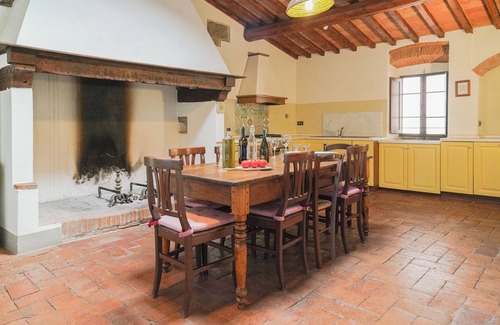San Casciano in Val di Pesa House | Villa Casavecchia, 1300 Tuscan villa near Florence with swimming pools 28 people