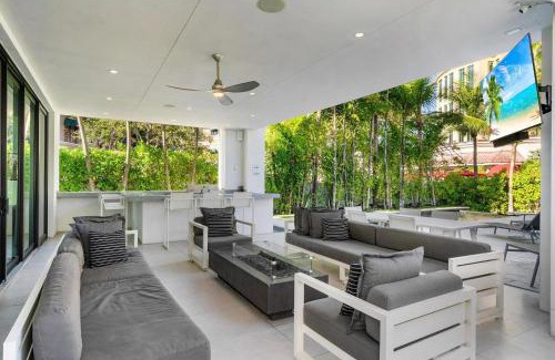 Beverly Heights Villa | Villa Celine