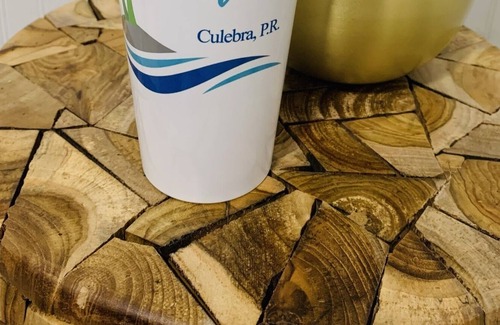 Culebra Pueblo Villa | Villa Chapín Culebra [wifi,jacuzzi,beach articles and more]