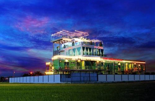 Sekinchan Hotel | Villa Chee