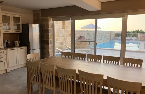 Zejtun Villa | Villa Chossie - Modern villa with private pool and picturesque country views