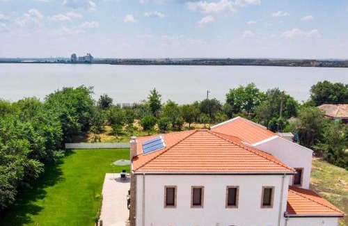 Corbu House | Villa Ciao - Adults Only