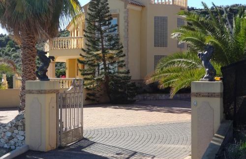 Los Gallardos Villa | Villa Clairol