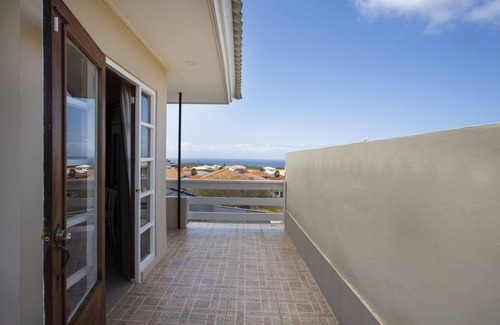 Grote Berg House | Villa Cle - Curaçao with beautiful tropical garden, Grote Berg