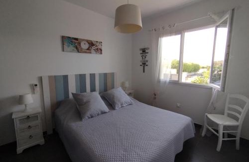 Ghisonaccia Villa | VILLA climatisée tout confort Proche mer et montagne 3 chbres