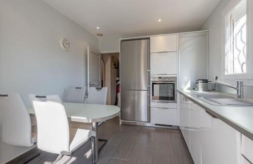 Gassin Villa | Villa Clos des collines by Interhome