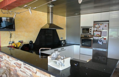 Begur Ski Chalet | Villa close to the center w/pool & garden (H30)