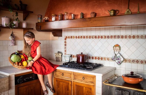 Montelupo Fiorentino Villa | Villa Collina Promoted by WeekHomes.com