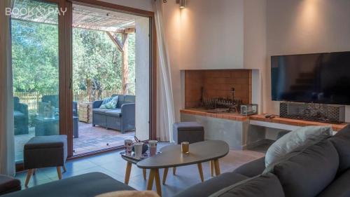 Bonifacio House | Villa Colombo