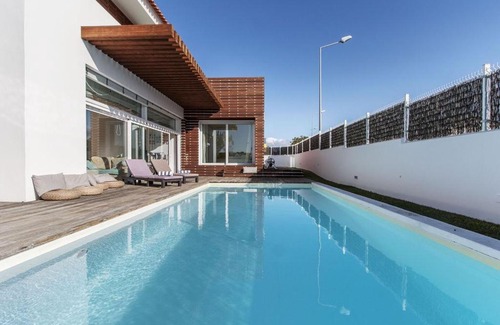 Troia Villa | Villa Compo Deluxe - Luxury 4 Bedroom Villa - Short Drive from Beach of Comporta - Perfect for Famil