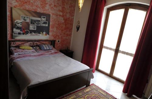 Pontecurone Apartment | Villa con giardino