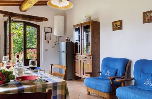 San Macario In Monte Villa | Villa 'Con Piscina E Recinto' with Shared Pool and Private Garden