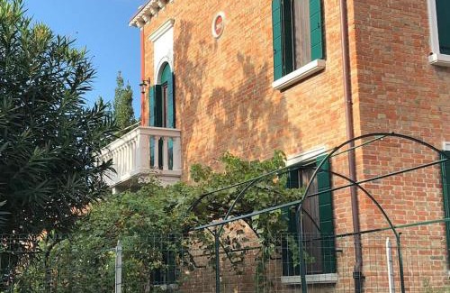 Santa Maria in Stelle Bed & Breakfast | Villa Contarini B&B