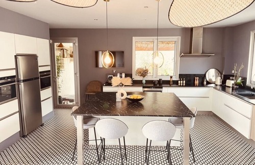 Nord Villa | Villa Contemporaine à Aix-en-provence Avec vue et Piscine XXL