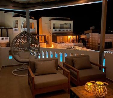 Maleme Villa | Villa Cook with pool and terraces with sea views