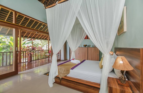 Penatih House | Villa D'Carik Bali