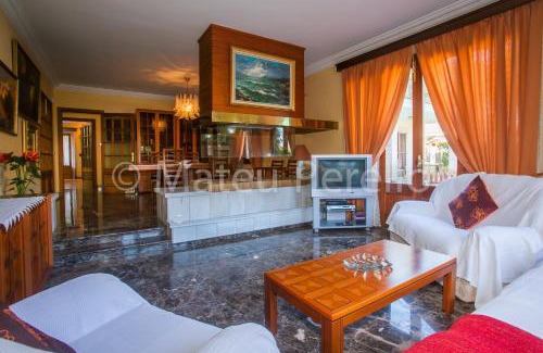 Son Baulo Villa | Villa Damar
