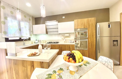 Alcamo Villa | Villa Davelia