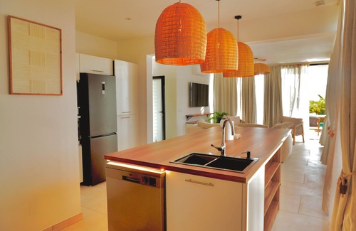 Caphomard Villa | Villa de Charme: Sea View and Heated Infinity Pool