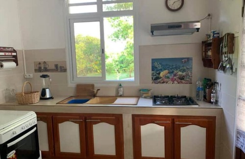 Grand-Bourg Villa | Villa de Charme, Spacieuse et Tranquille