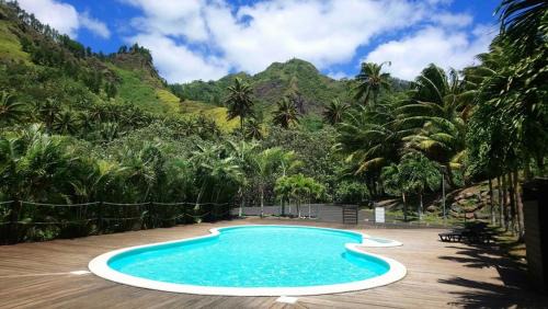 Moorea-Maiao Villa | Villa de luxe LEGEND RESORT MOOREA vue mer et montagne - piscine - terrain de tennis - salle de sport - 3 chambres