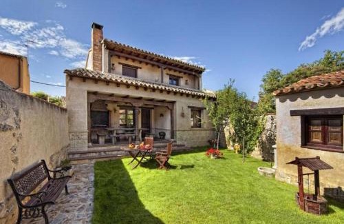 Uruena House | Villa De Urueña Casa de Ilustres