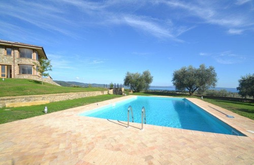 Grotte di Castro Villa | Villa degli Olivi