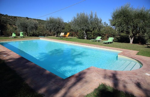 Agello Villa | Villa dei Cipressi, uncontaminated nature next to Lake Trasimeno