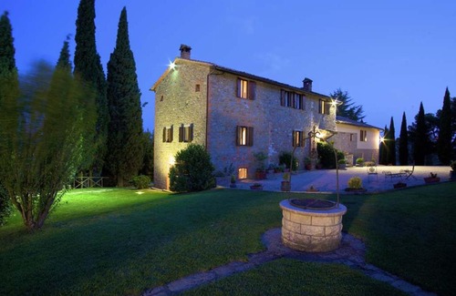 Agello Villa | Villa dei Cipressi, uncontaminated nature next to Lake Trasimeno