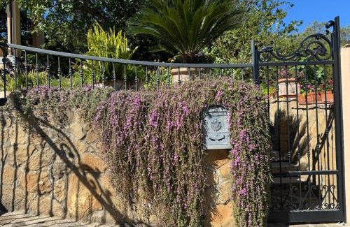 Capoterra House | Villa Dei Fiori - casa vacanza