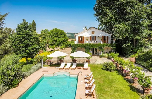 Ripatransone Villa | Villa dei Limoni with pool in the hills of Ripatransone, 15 minutes from the Adriatic sea