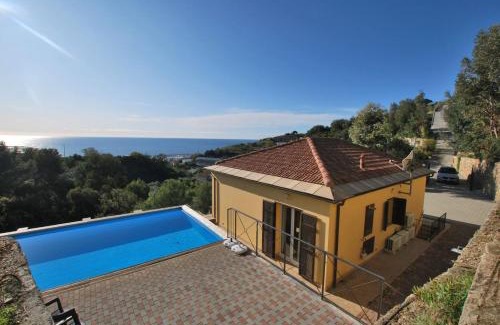 Cipressa Apartment | Villa Del Mare Ligure Elvezia